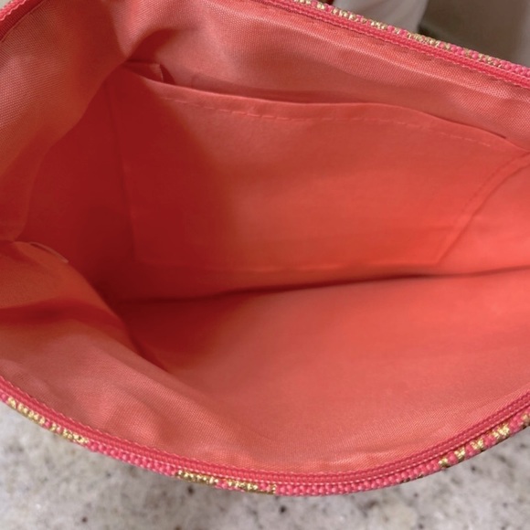 SEA LIFE CORAL PINK & METALLIC GOLD FOIL CLUTCH WRISTLET - Picture 4 of 4